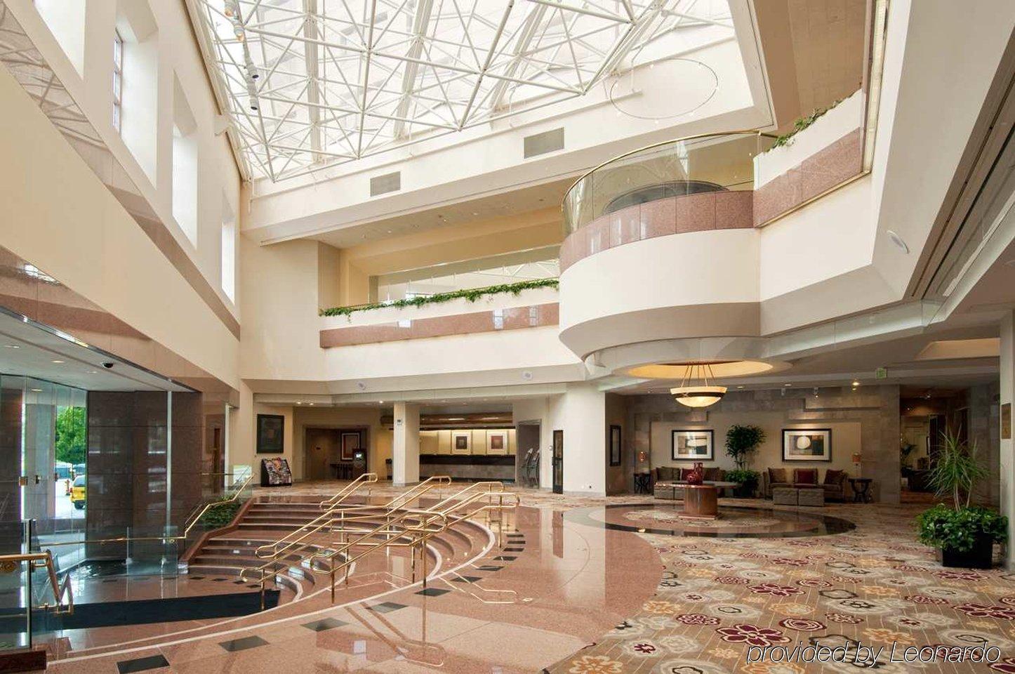 Hilton Long Beach Hotel Interior photo