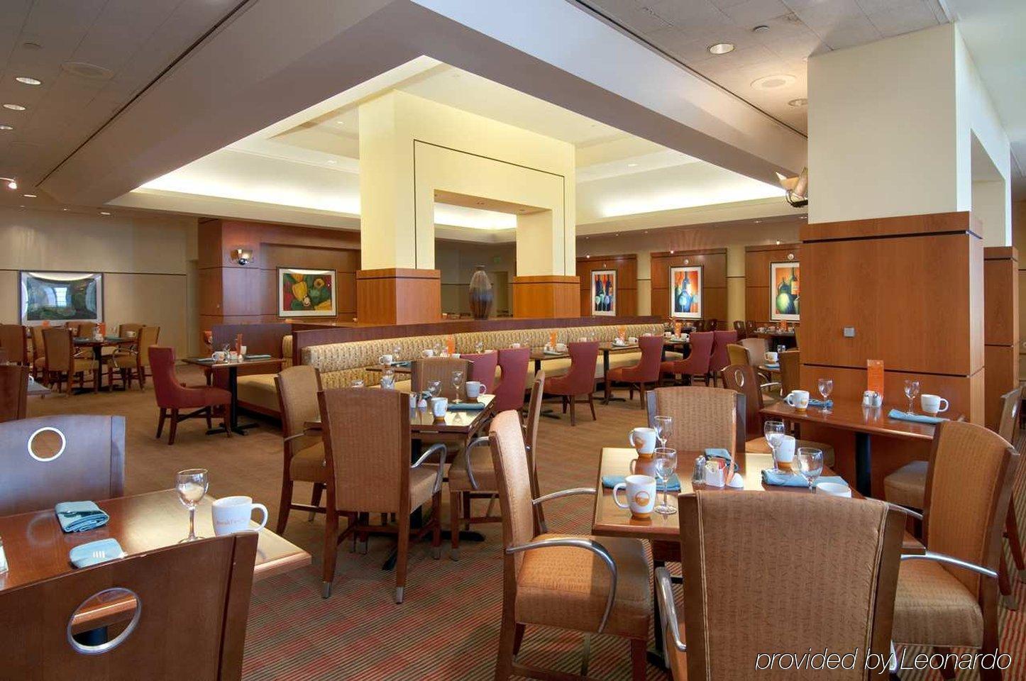 Hilton Long Beach Hotel Restaurant photo